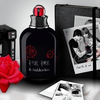 «Amor Amor Forbidden Kiss» от Cacharel